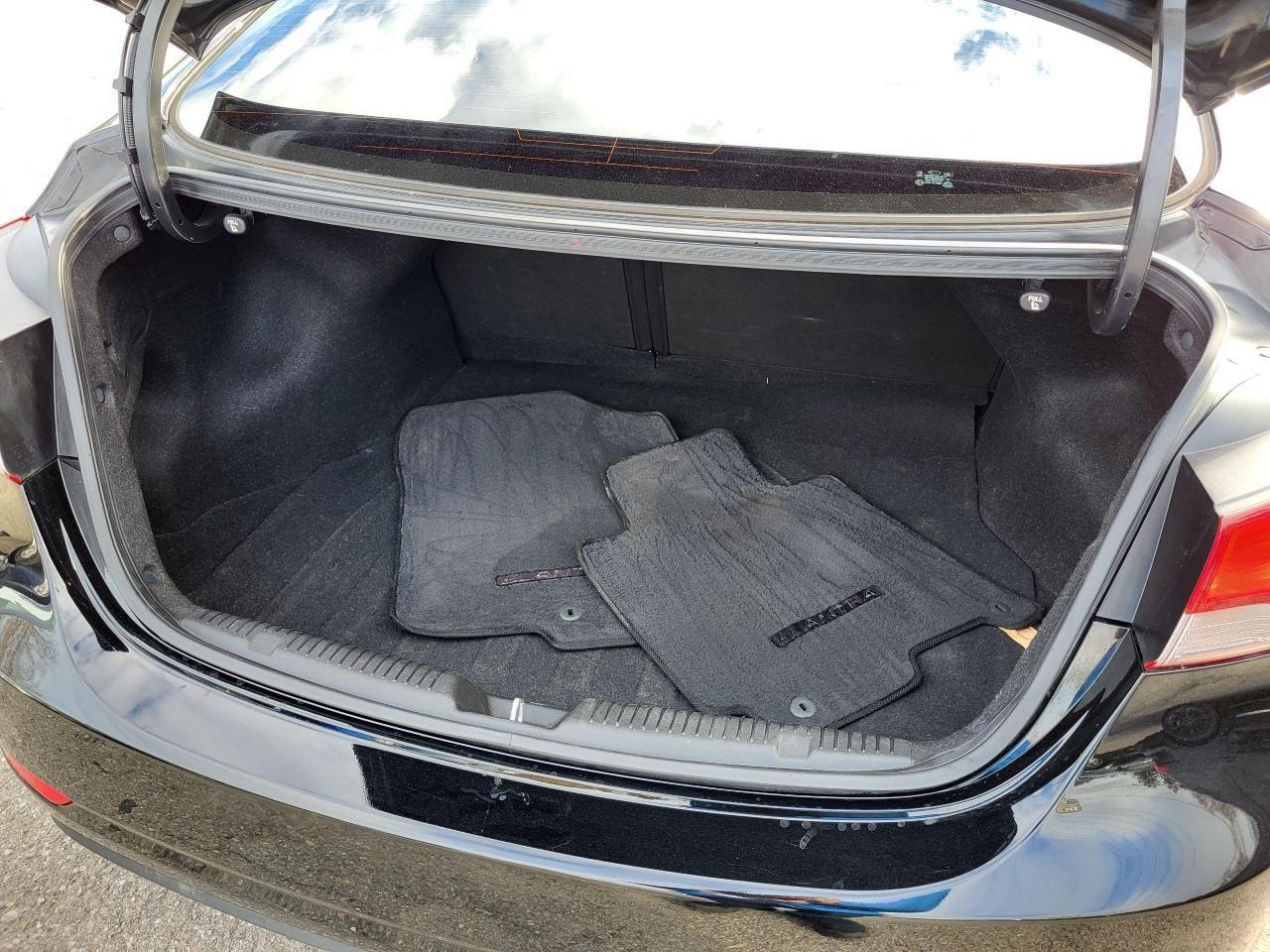 2016 Hyundai Elantra 4dr Sdn Auto Sport Appearance Photo