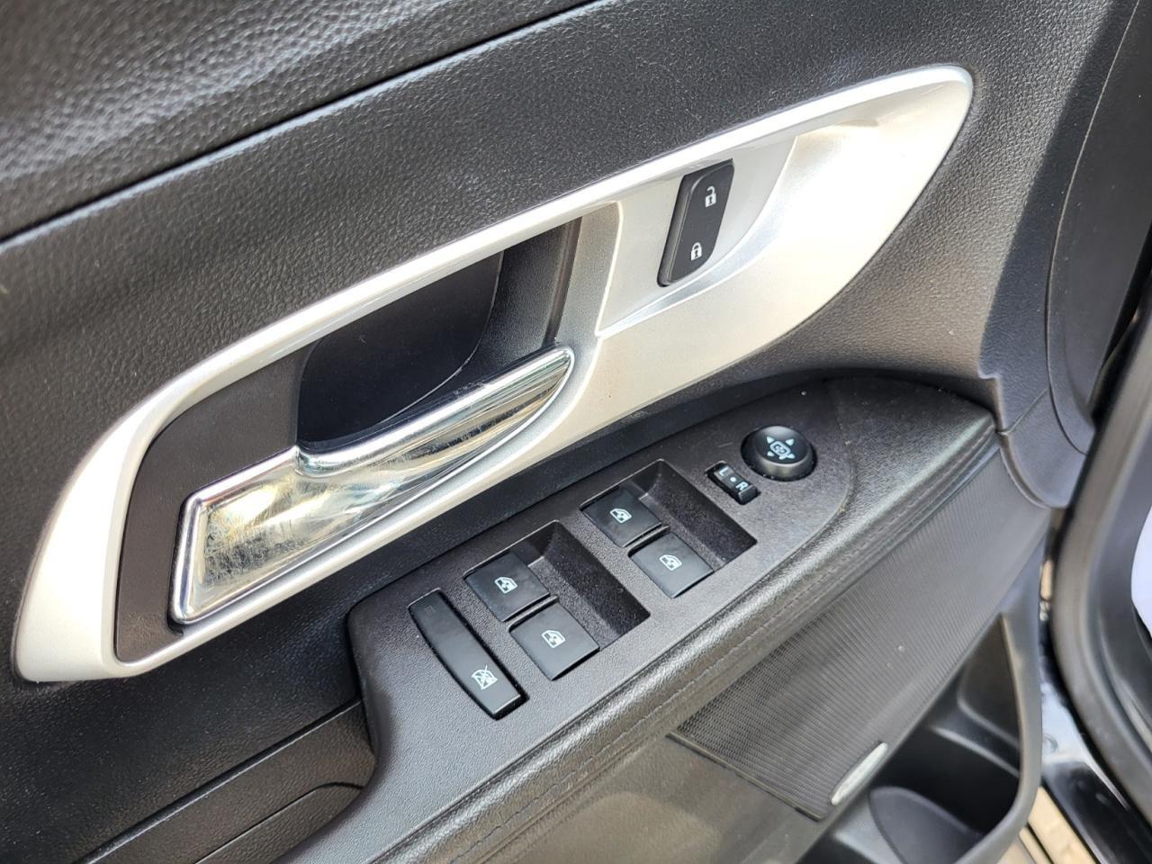 2017 Chevrolet Equinox AWD 4dr LT w/1LT Photo