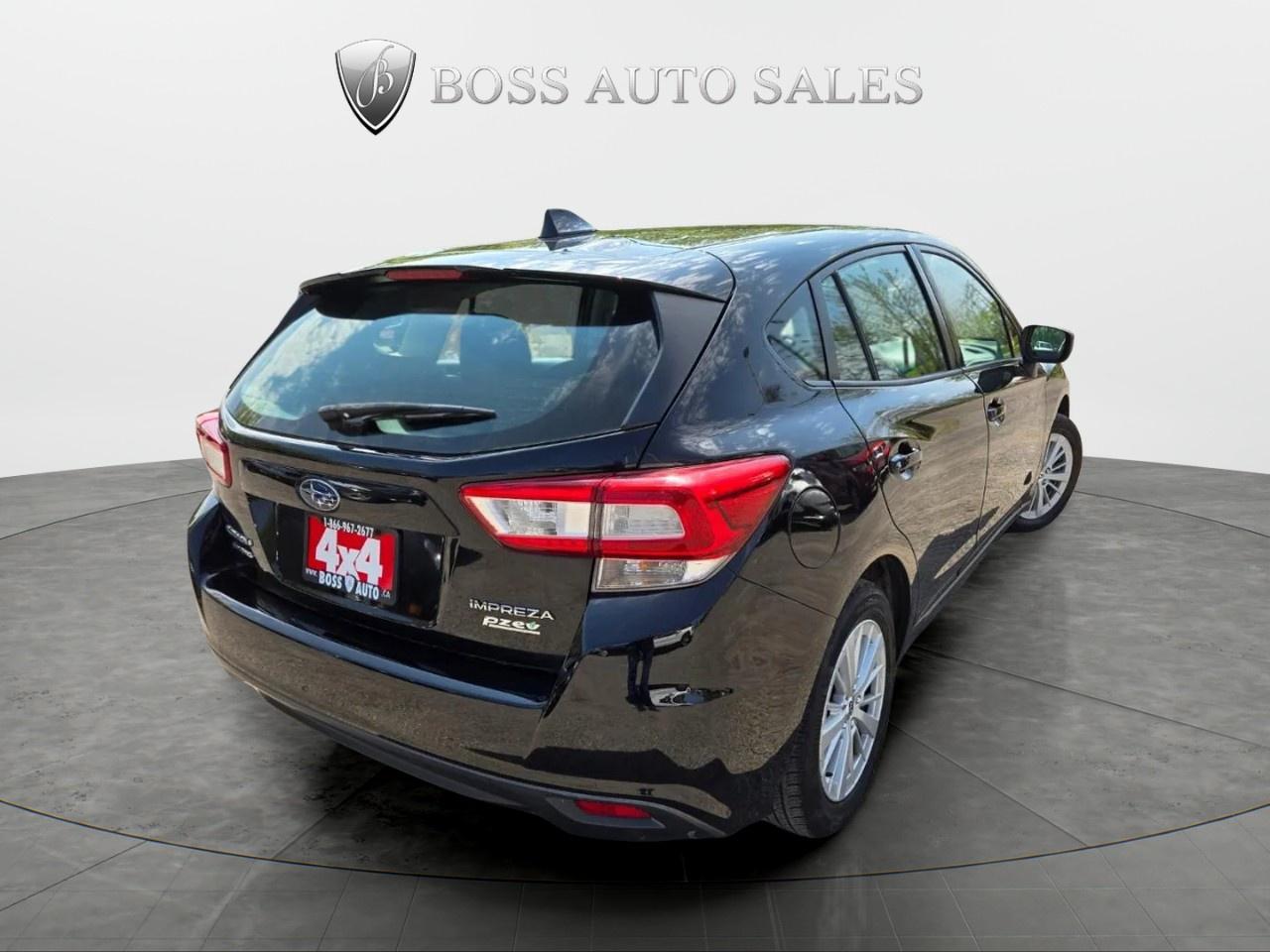 2017 Subaru Impreza 5dr HB CVT Touring Photo4