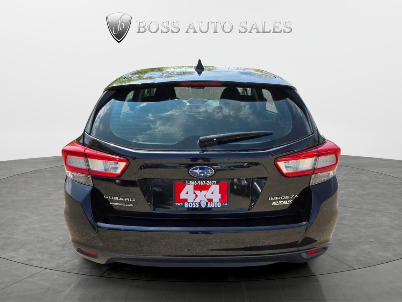 2017 Subaru Impreza 5dr HB CVT Touring Photo3
