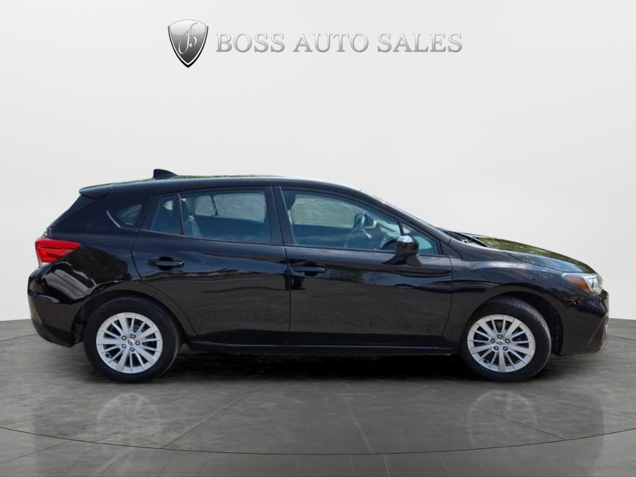 2017 Subaru Impreza Touring Photo