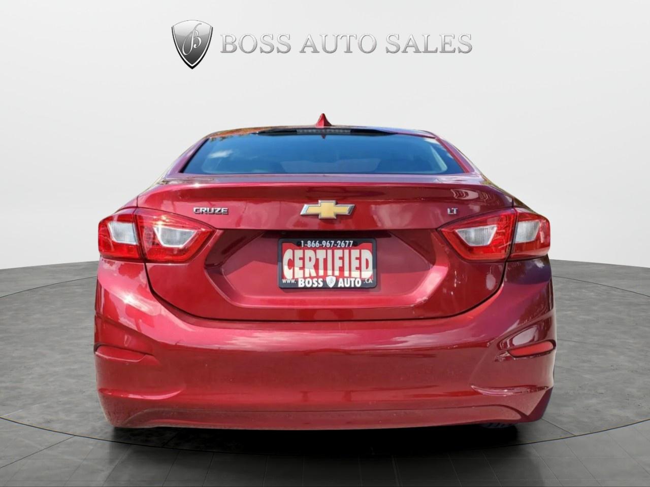 2018 Chevrolet Cruze Sedan LT (Automatic) Photo3