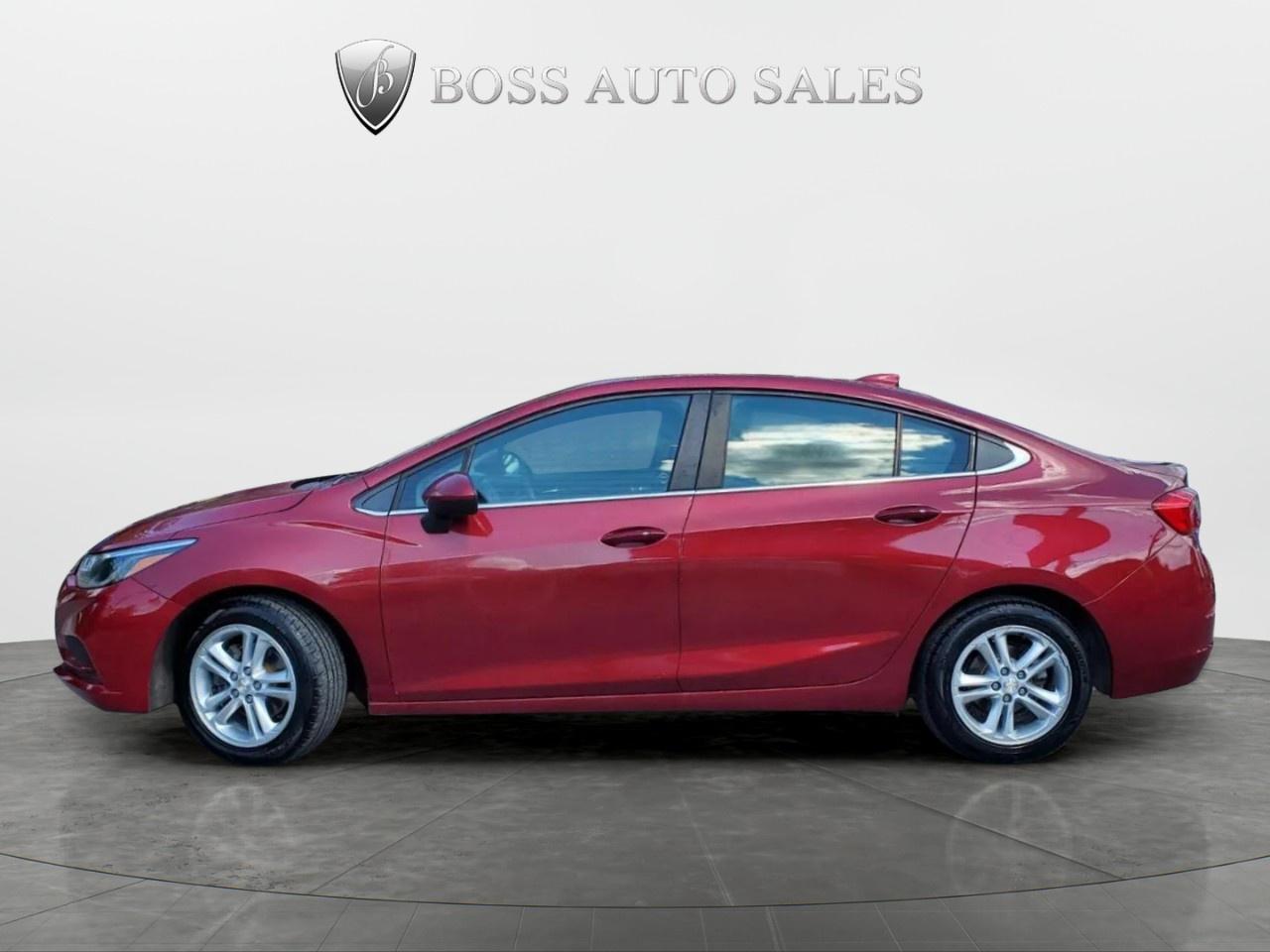 2018 Chevrolet Cruze Sedan LT (Automatic) Photo