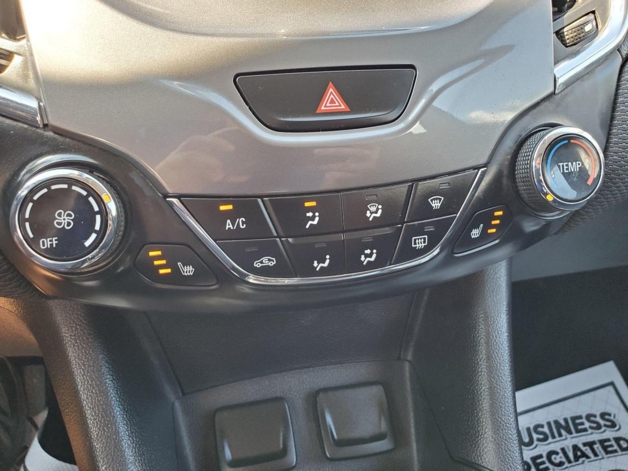 2018 Chevrolet Cruze Sedan LT (Automatic) Photo