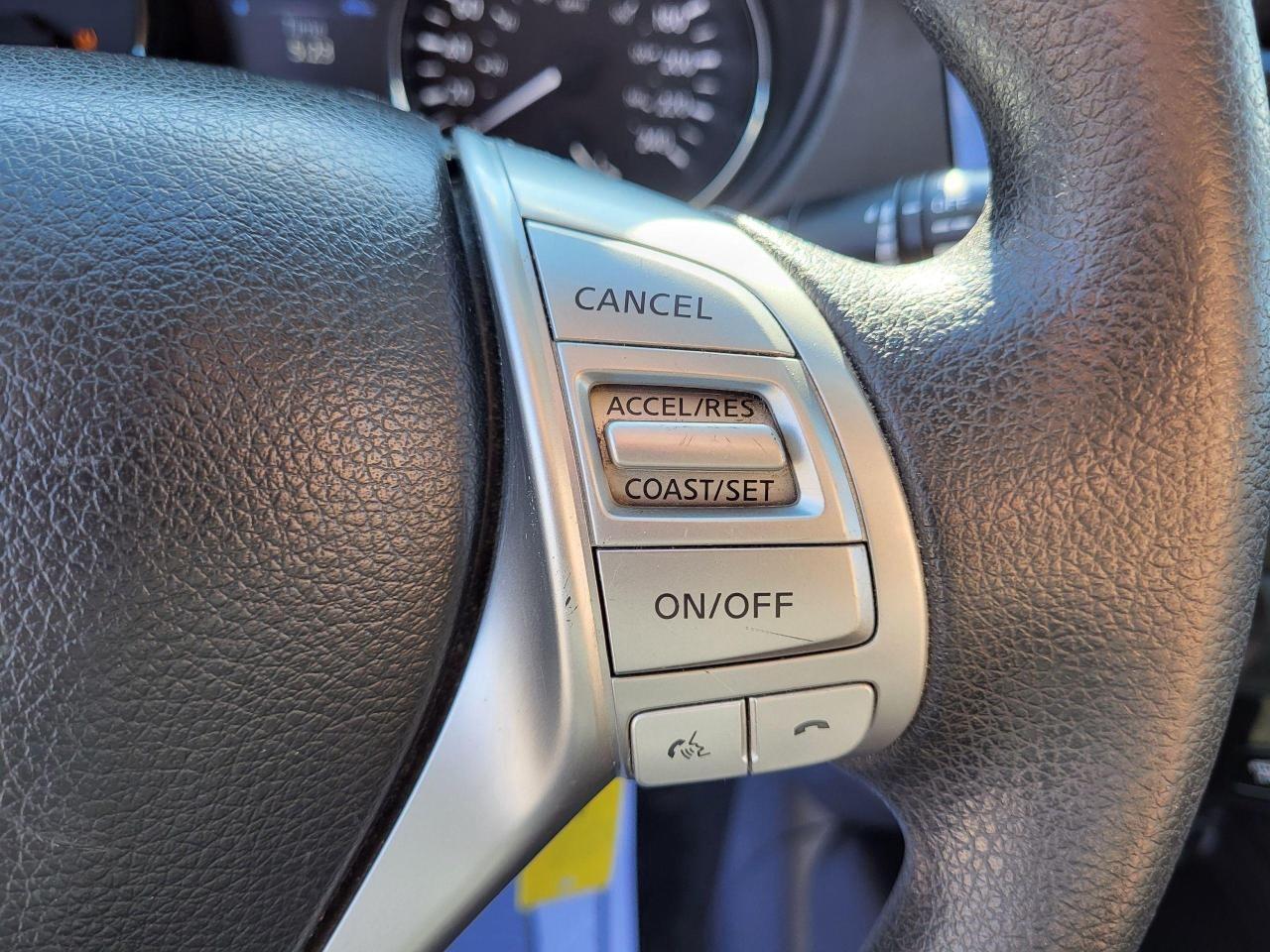 2014 Nissan Rogue  Photo