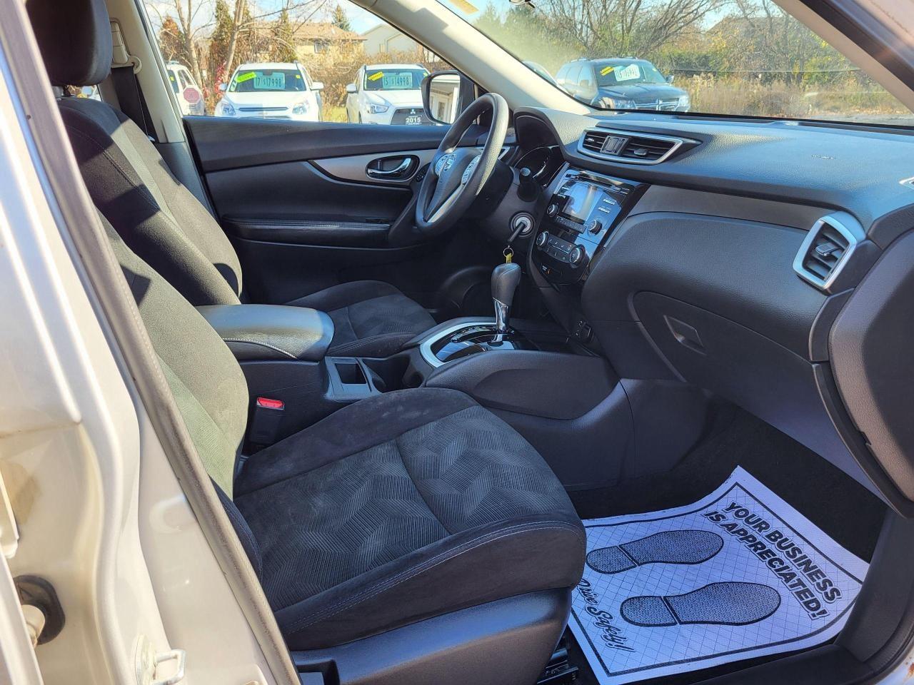 2014 Nissan Rogue  Photo