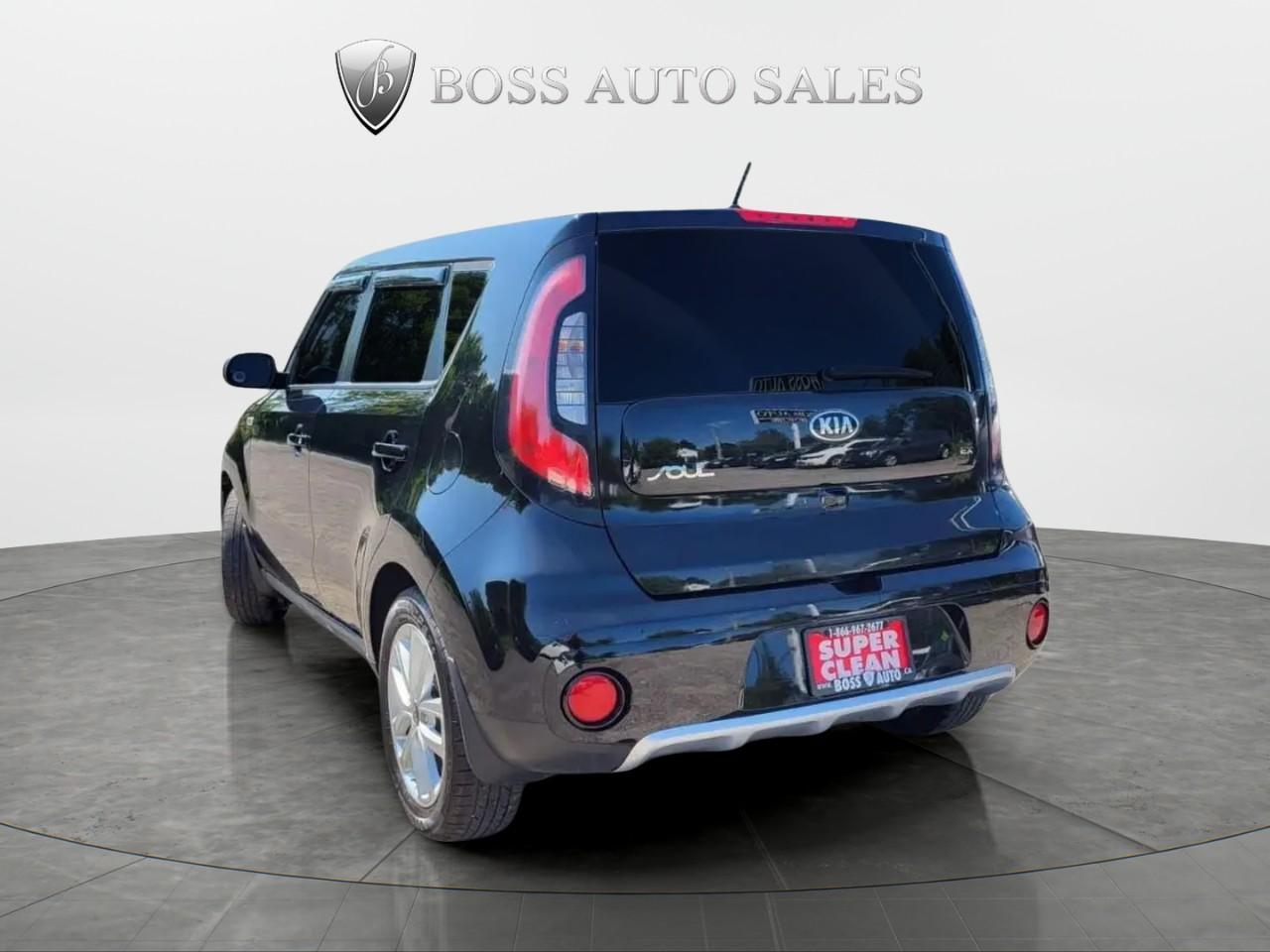 2018 Kia Soul EX+ Photo2