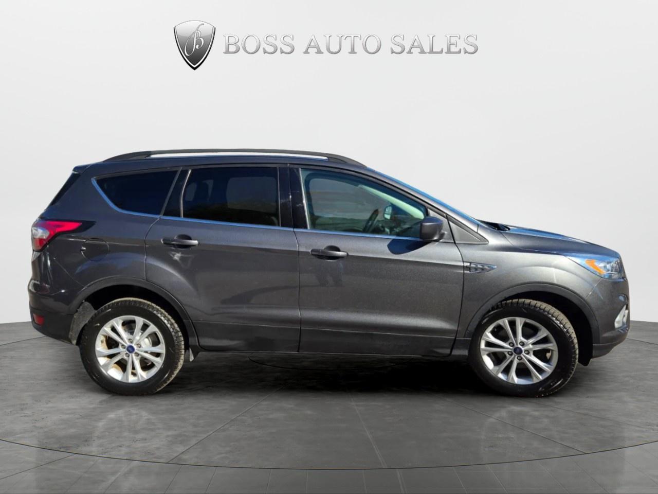 2017 Ford Escape FWD 4dr SE Photo