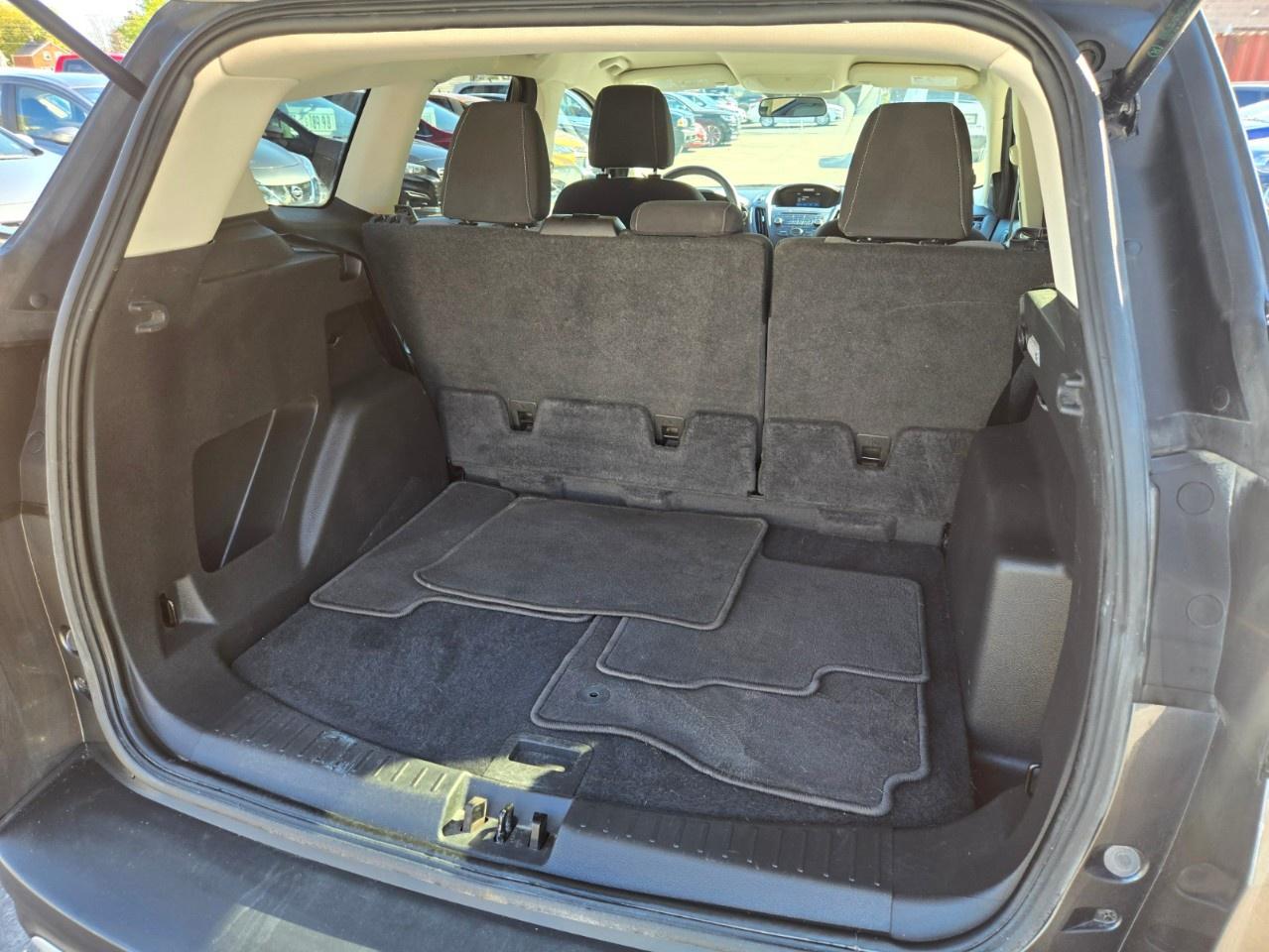 2017 Ford Escape FWD 4dr SE Photo