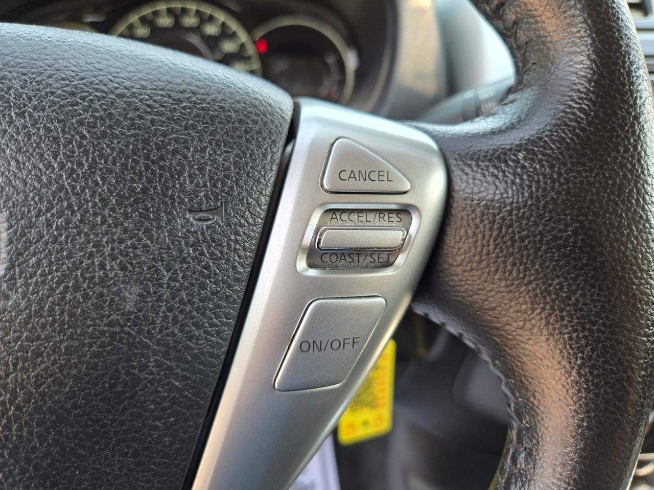 2017 Nissan Versa Note 5DR HB AUTO 1.6 SV Photo