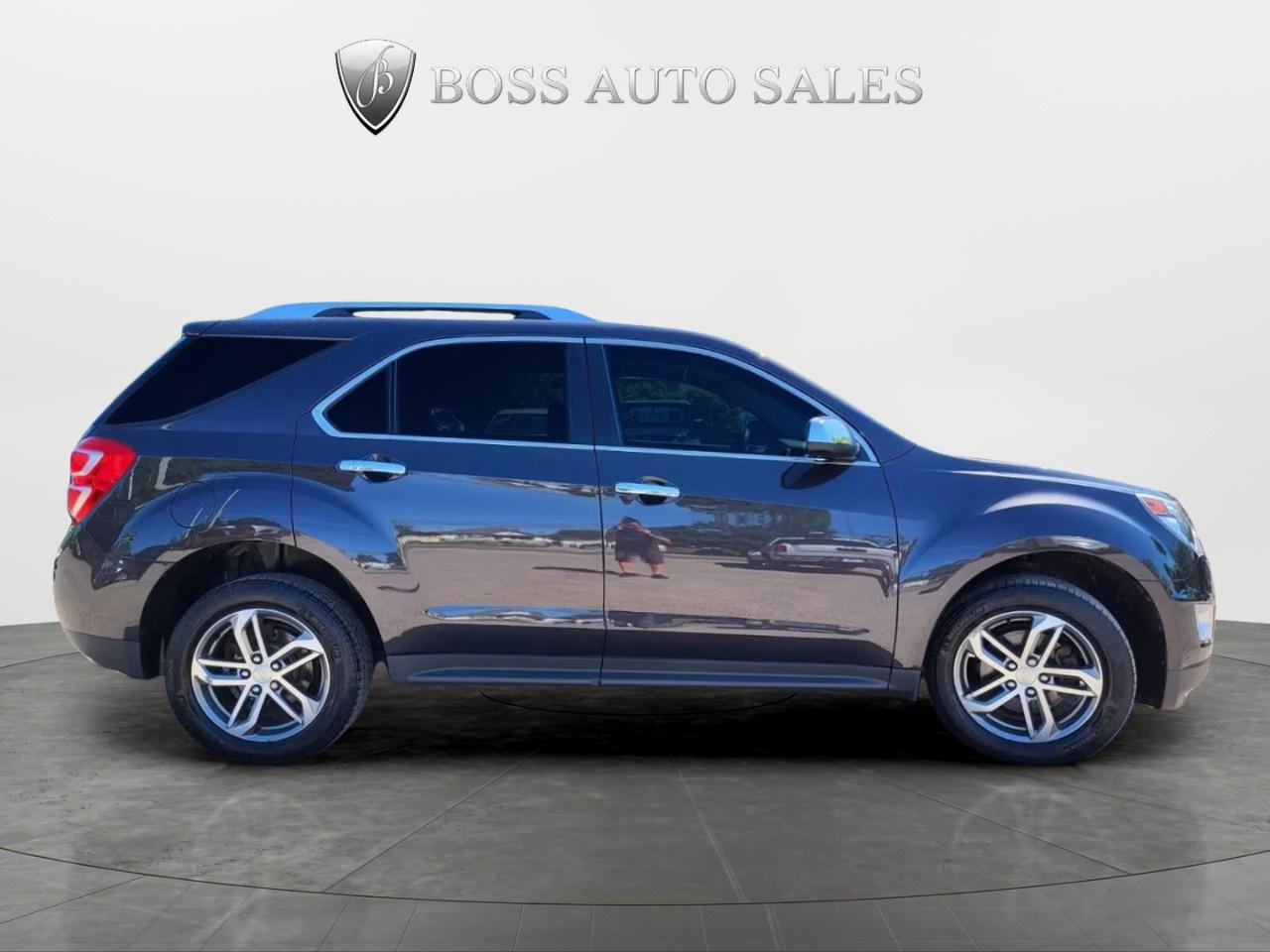 2016 Chevrolet Equinox LTZ Photo