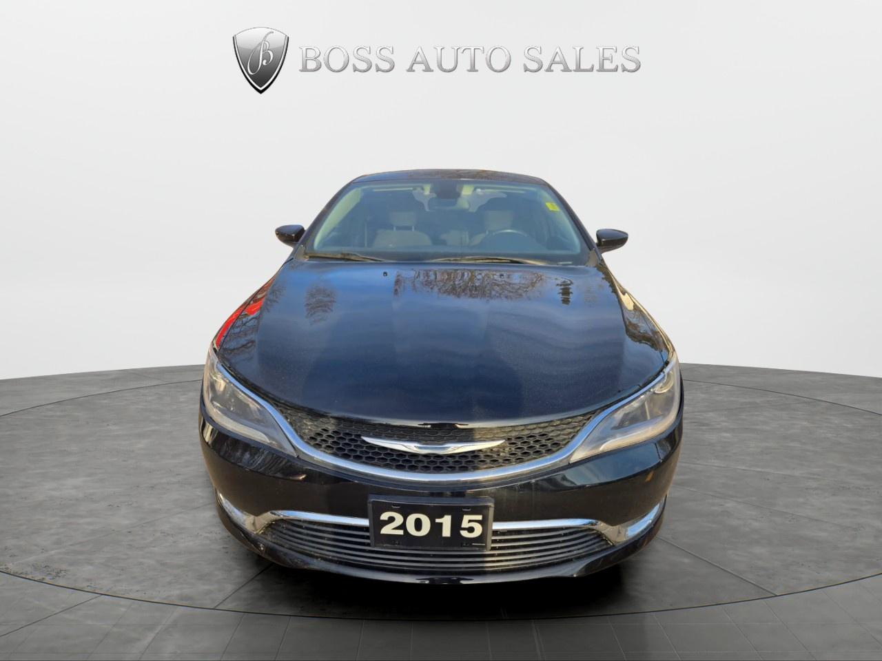 2015 Chrysler 200 4dr Sdn Limited FWD Photo
