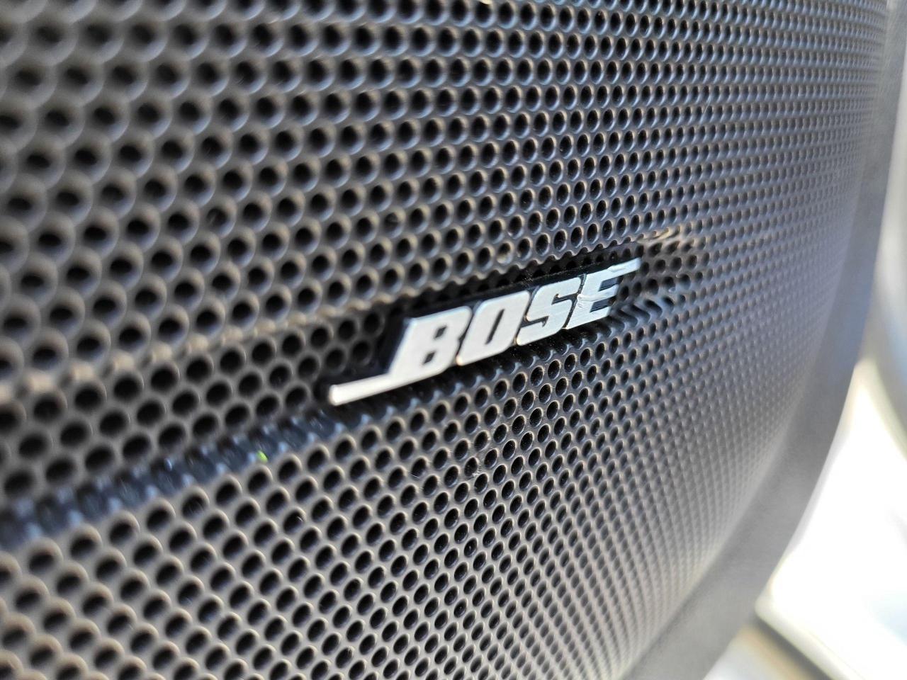 2016 GMC Acadia AWD DENALI Photo