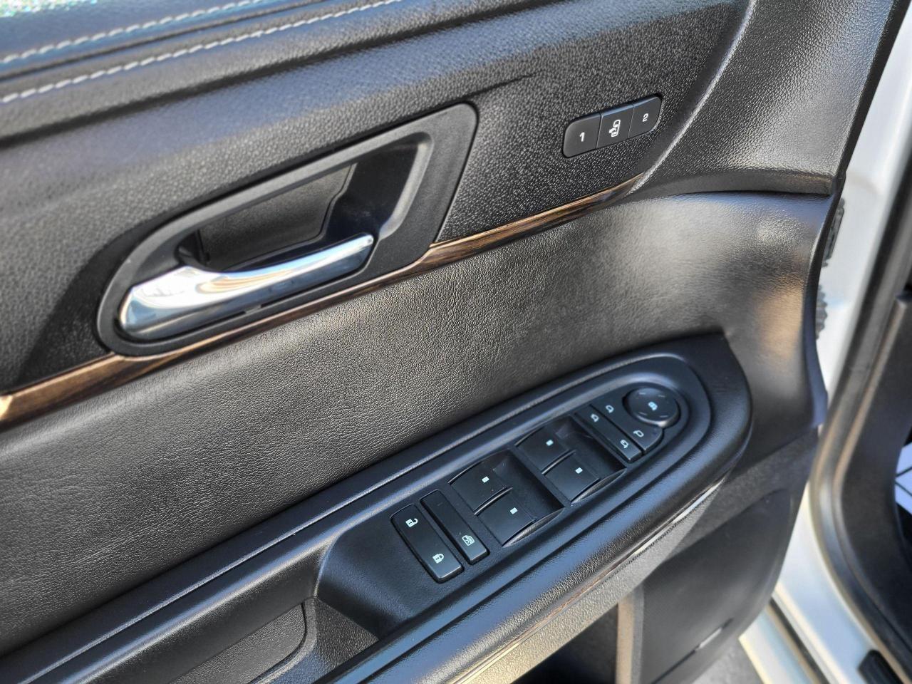 2016 GMC Acadia Denali Photo