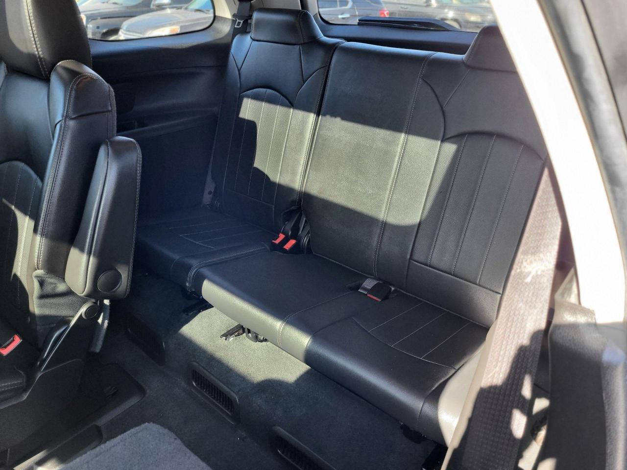 2016 GMC Acadia Denali Photo