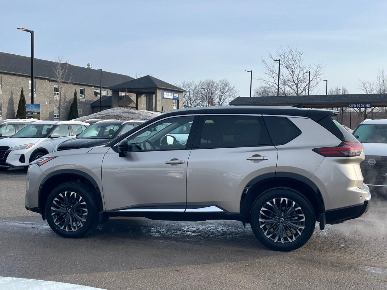 2026 Nissan Rogue AWD Platinum Photo