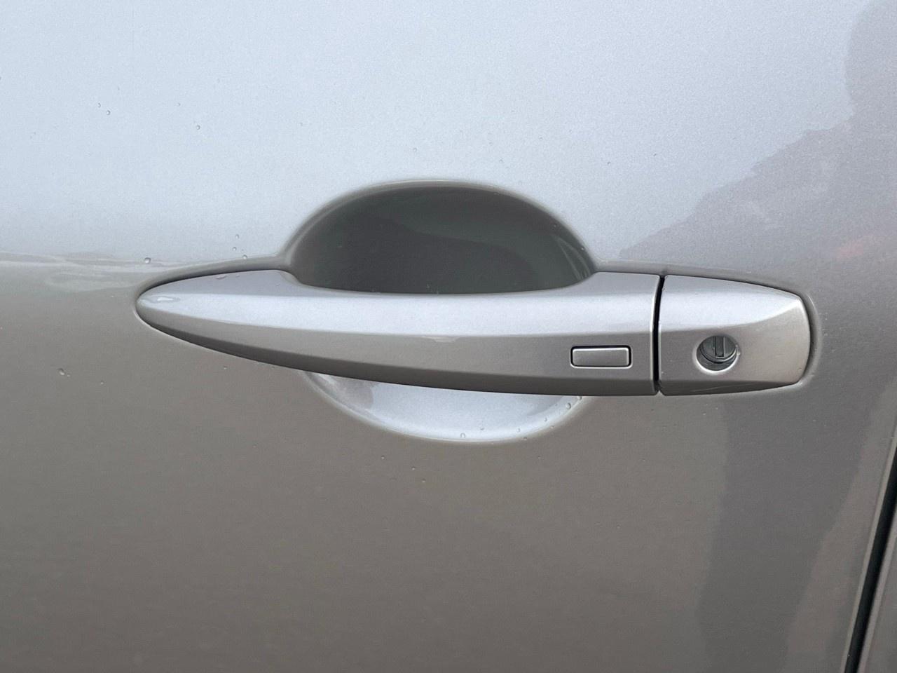 2026 Nissan Rogue AWD Platinum Photo