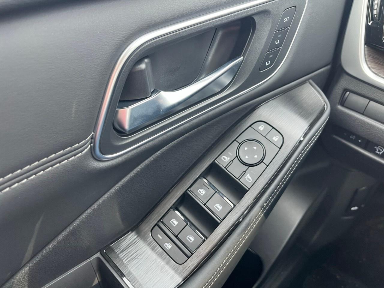 2026 Nissan Rogue AWD Platinum Photo