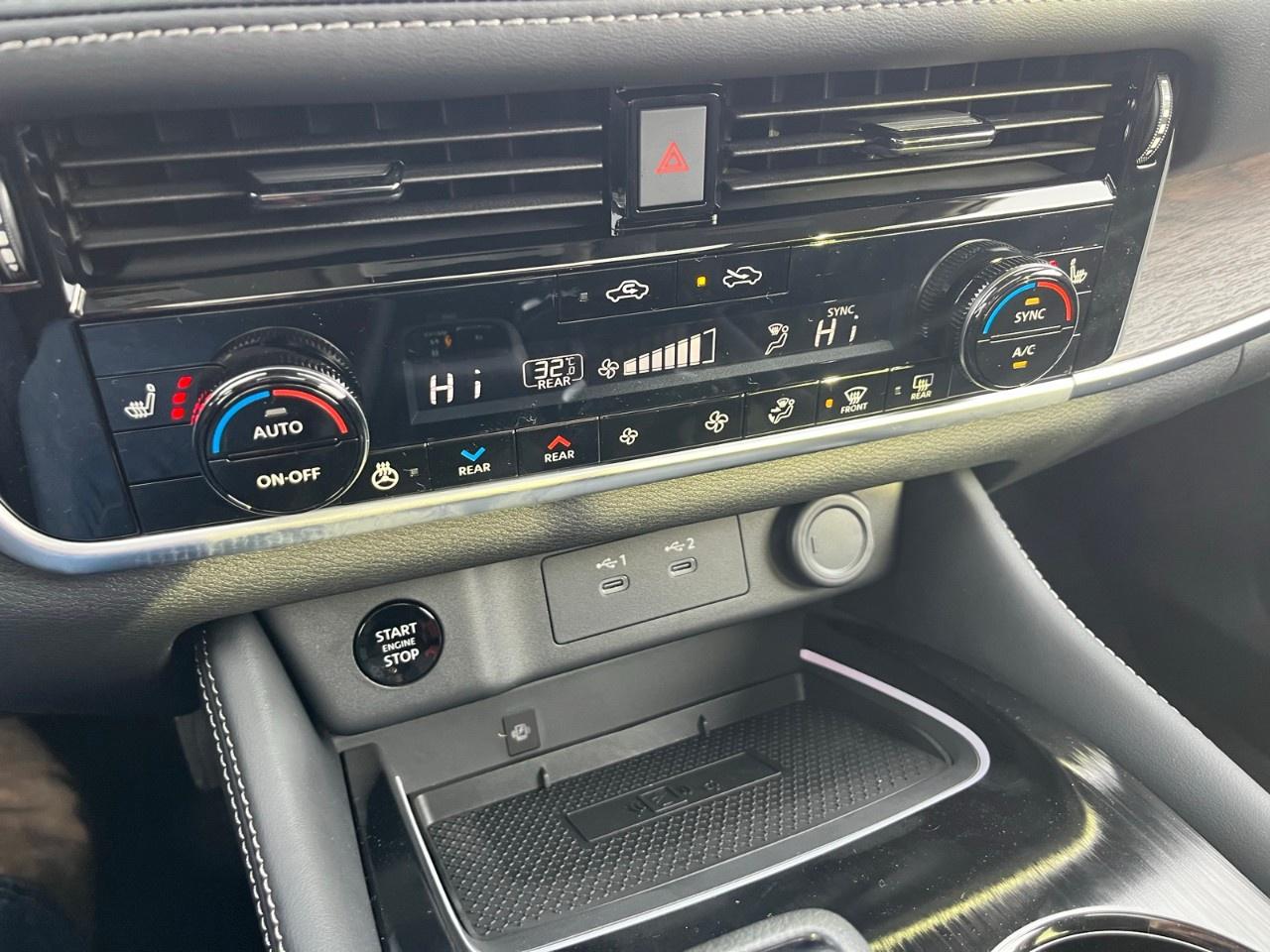 2026 Nissan Rogue AWD Platinum Photo