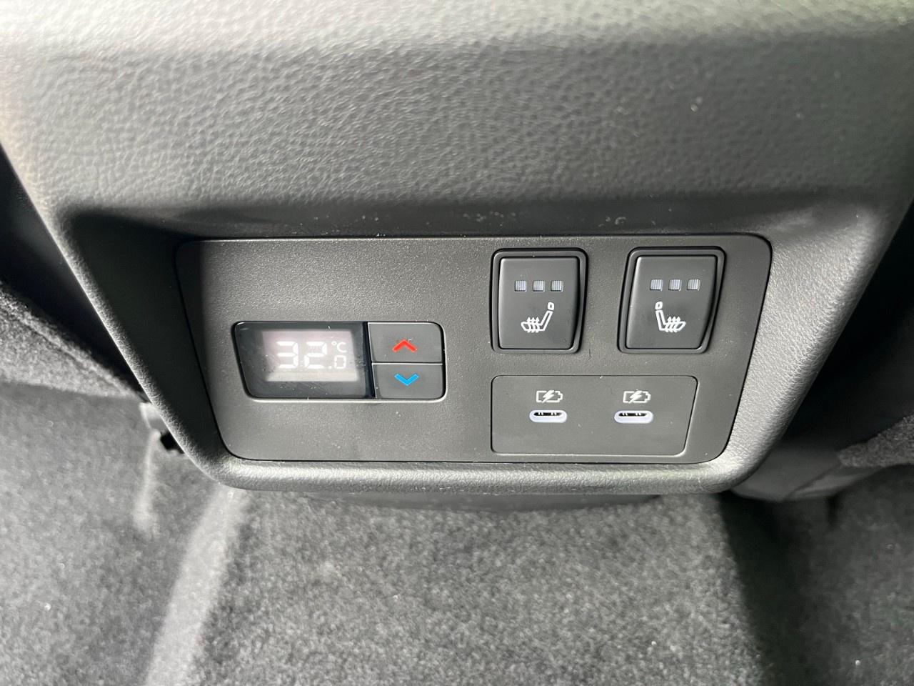 2026 Nissan Rogue AWD Platinum Photo