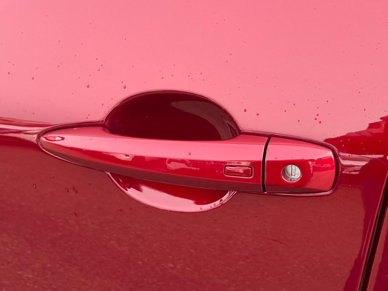 2026 Nissan Rogue AWD Platinum Photo3