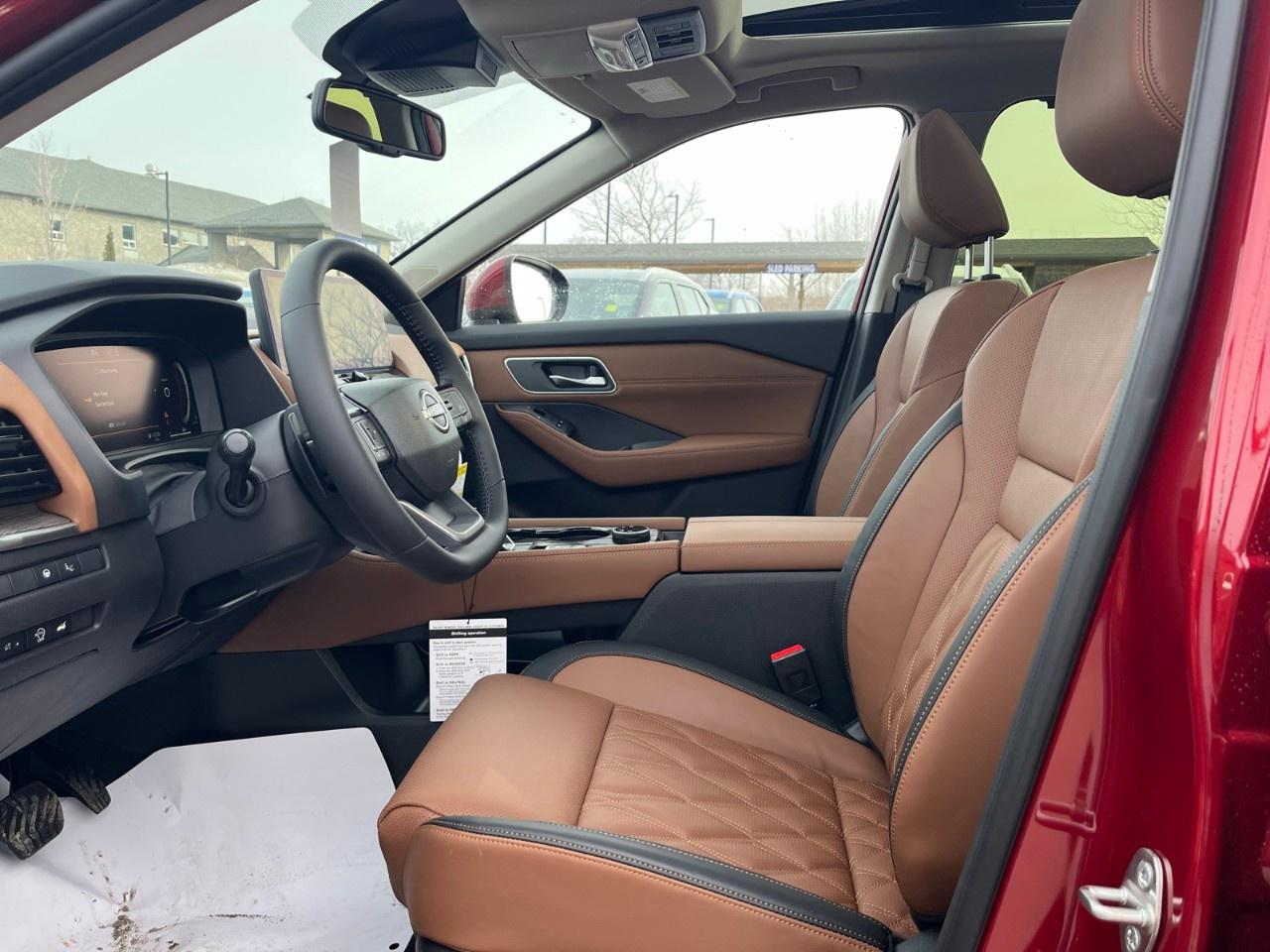 2026 Nissan Rogue AWD Platinum Photo