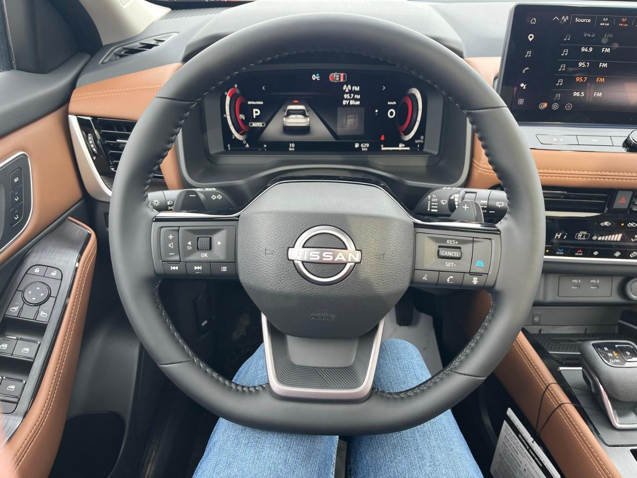 2026 Nissan Rogue AWD Platinum Photo