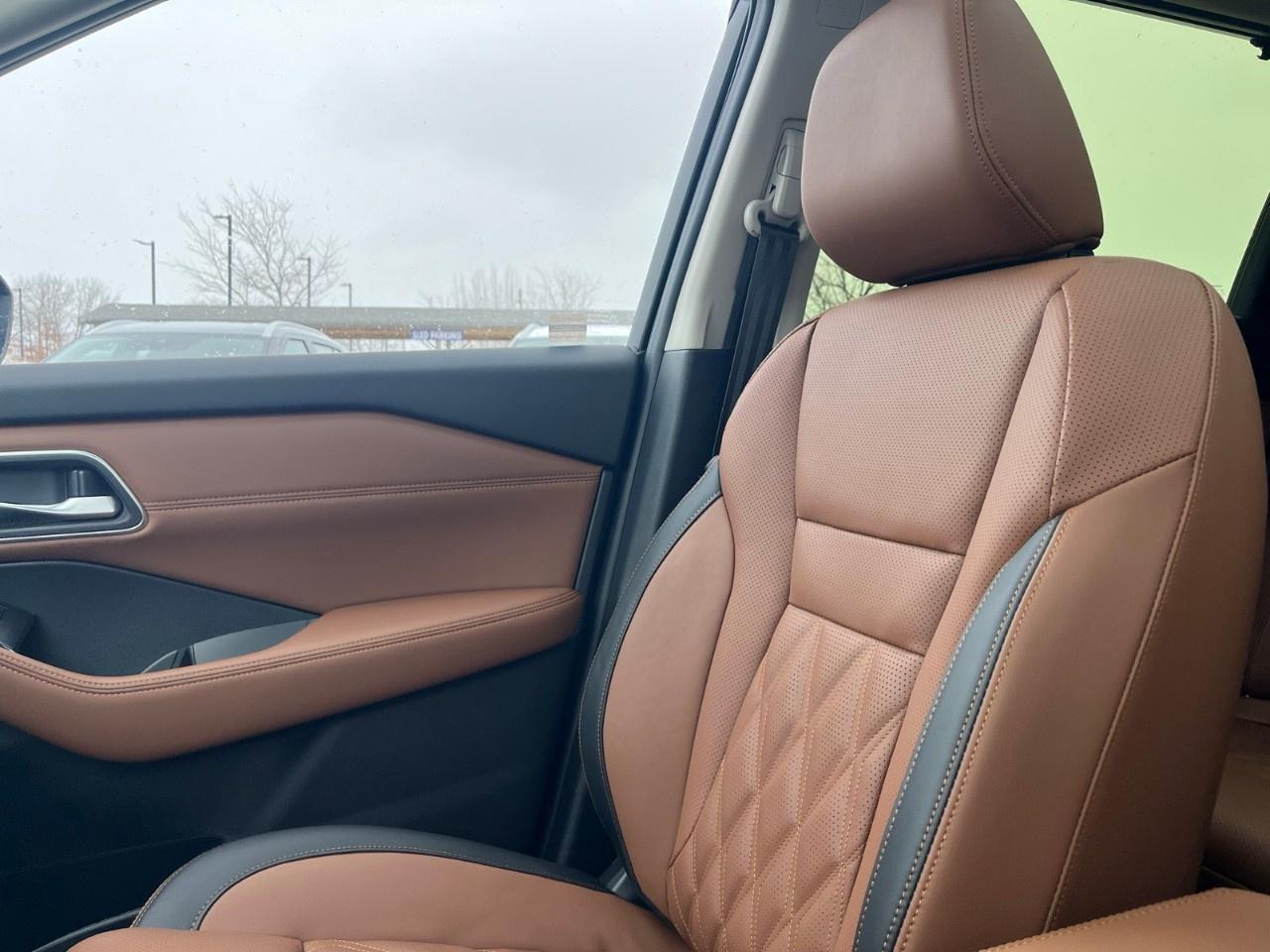 2026 Nissan Rogue AWD Platinum Photo