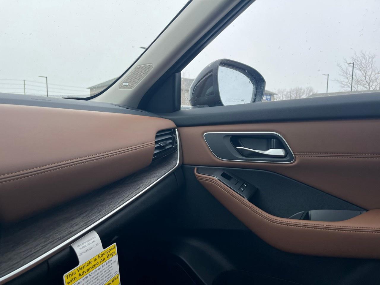 2026 Nissan Rogue AWD Platinum Photo