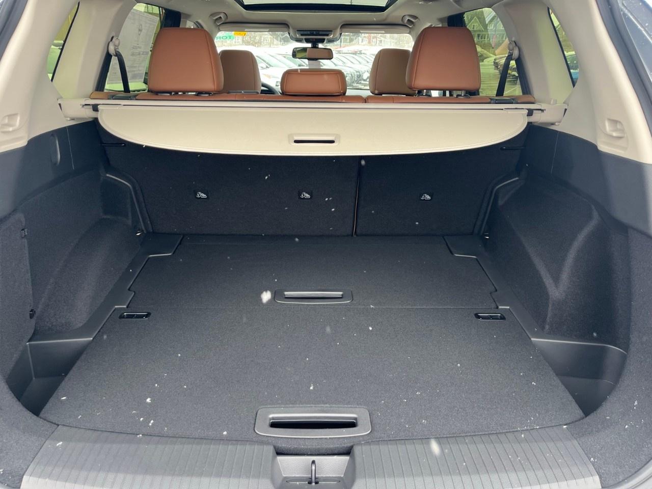 2026 Nissan Rogue AWD Platinum Photo