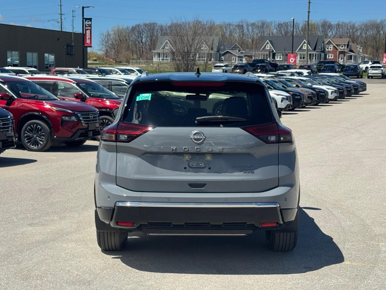 2026 Nissan Rogue AWD Platinum Photo