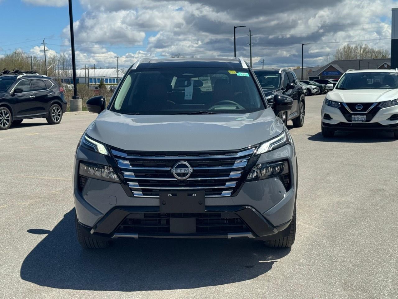 2026 Nissan Rogue AWD Platinum Photo