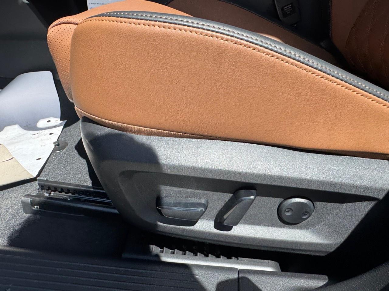 2026 Nissan Rogue AWD Platinum Photo