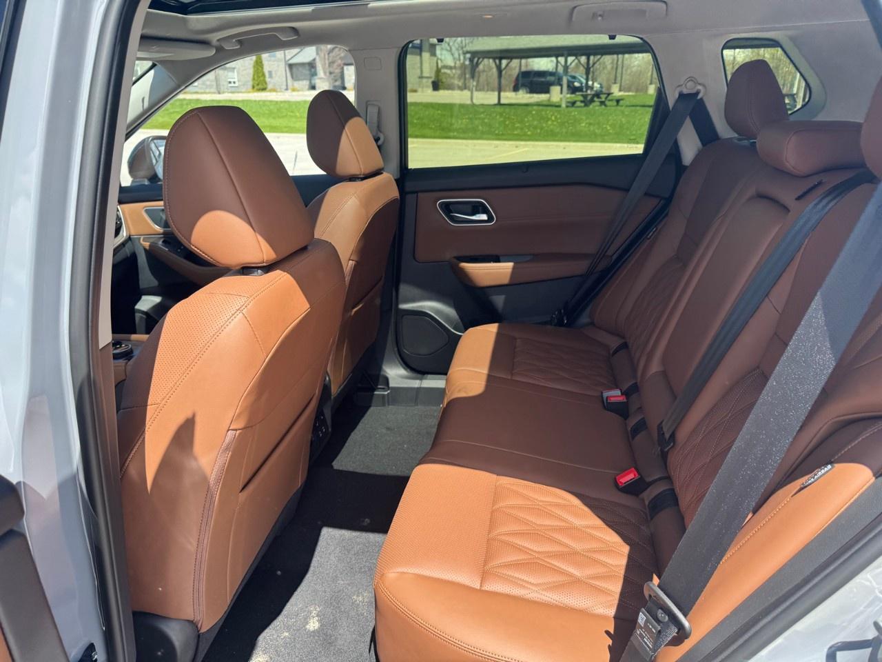 2026 Nissan Rogue AWD Platinum Photo