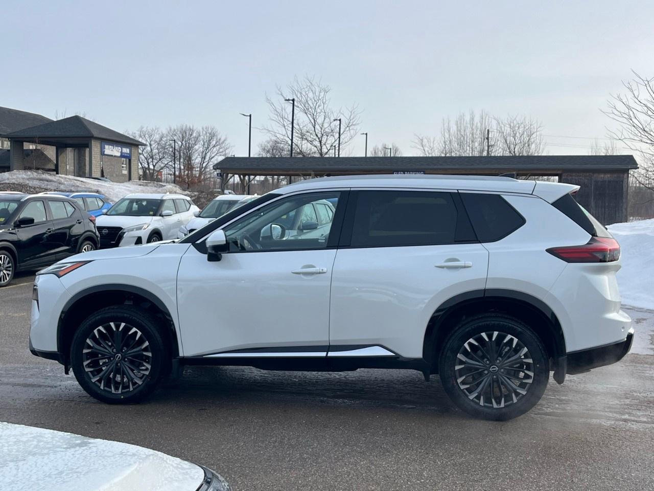 2026 Nissan Rogue AWD Platinum Photo