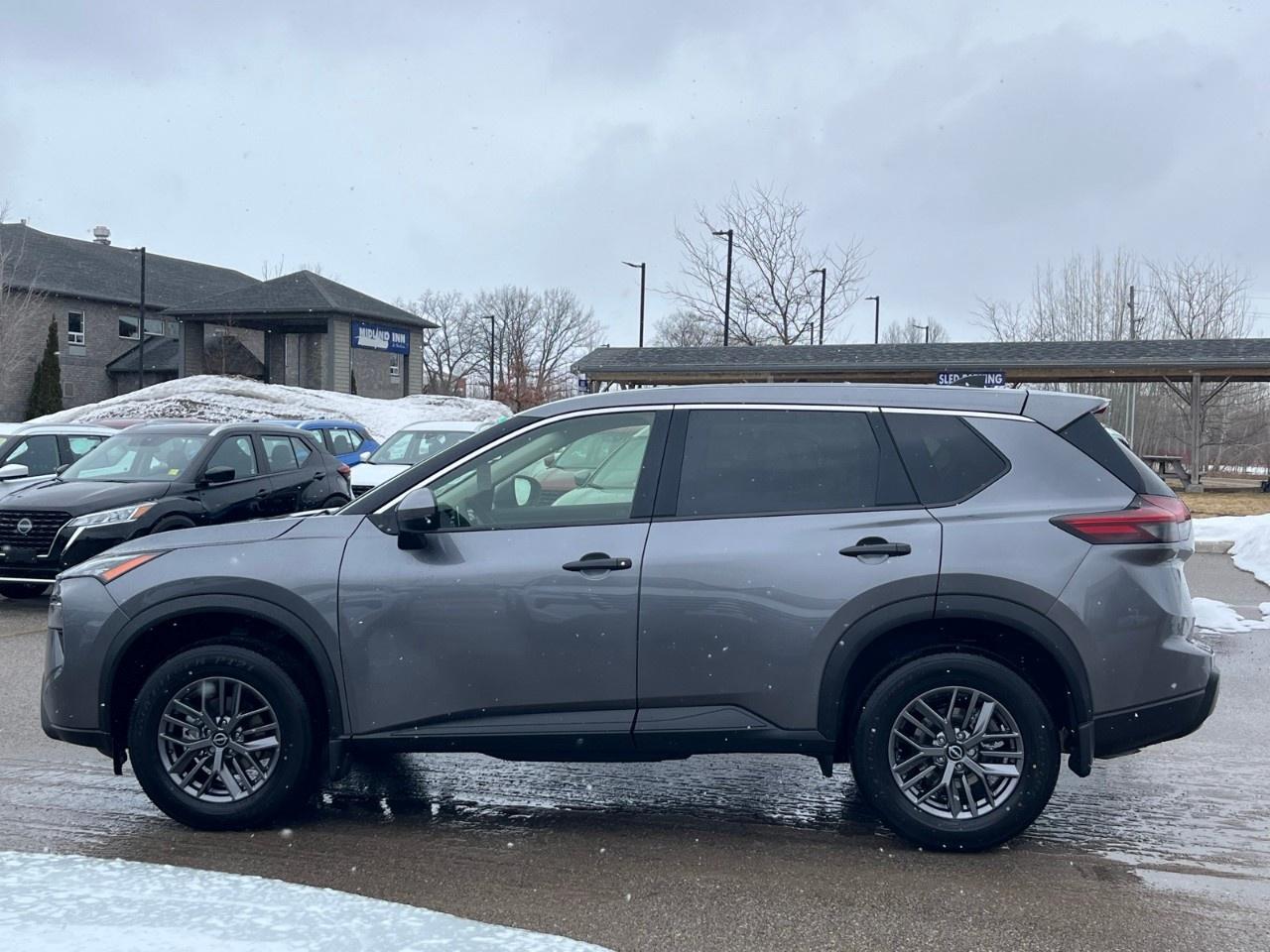 2026 Nissan Rogue AWD S Photo3