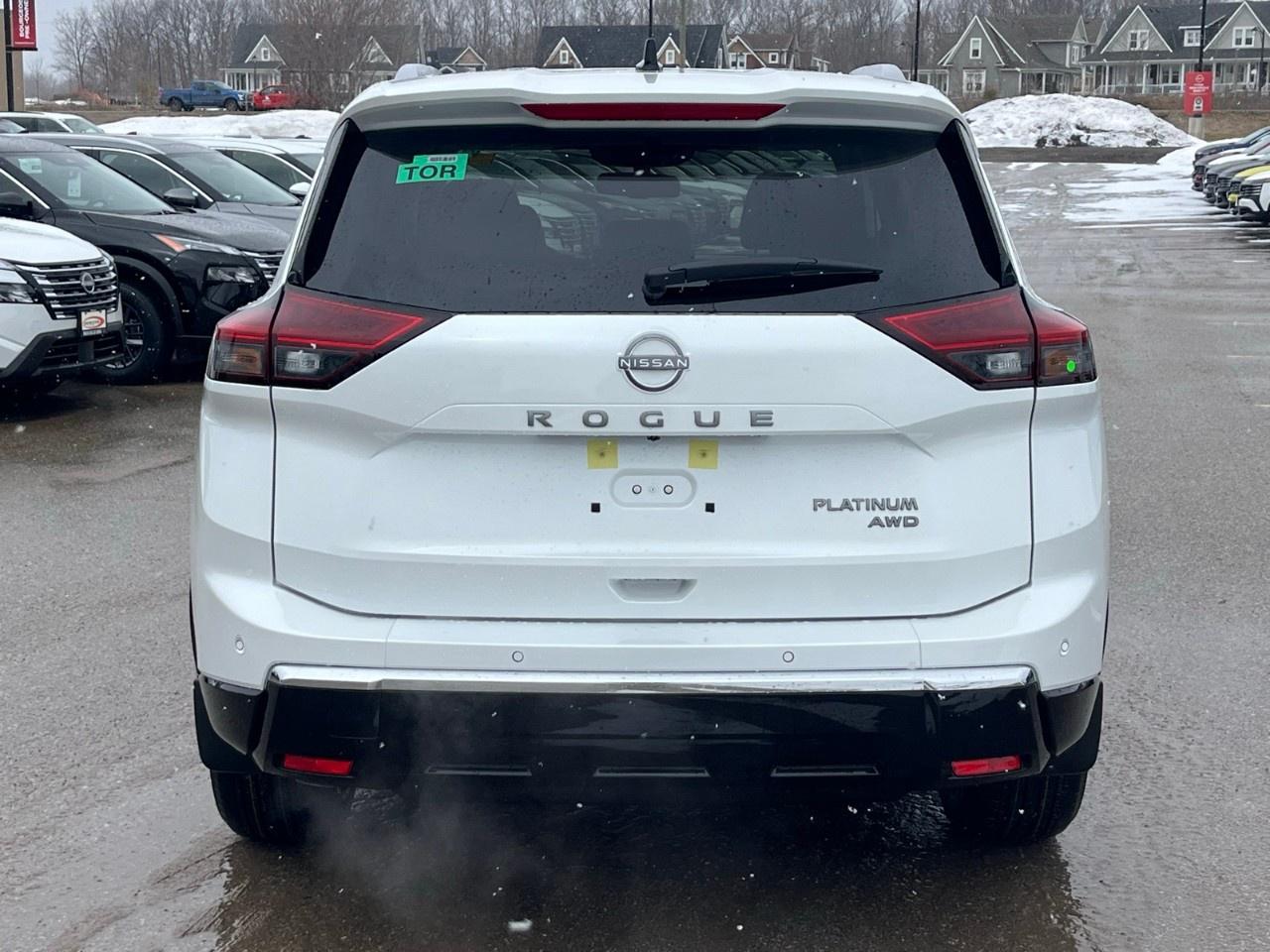 2026 Nissan Rogue AWD Platinum Photo