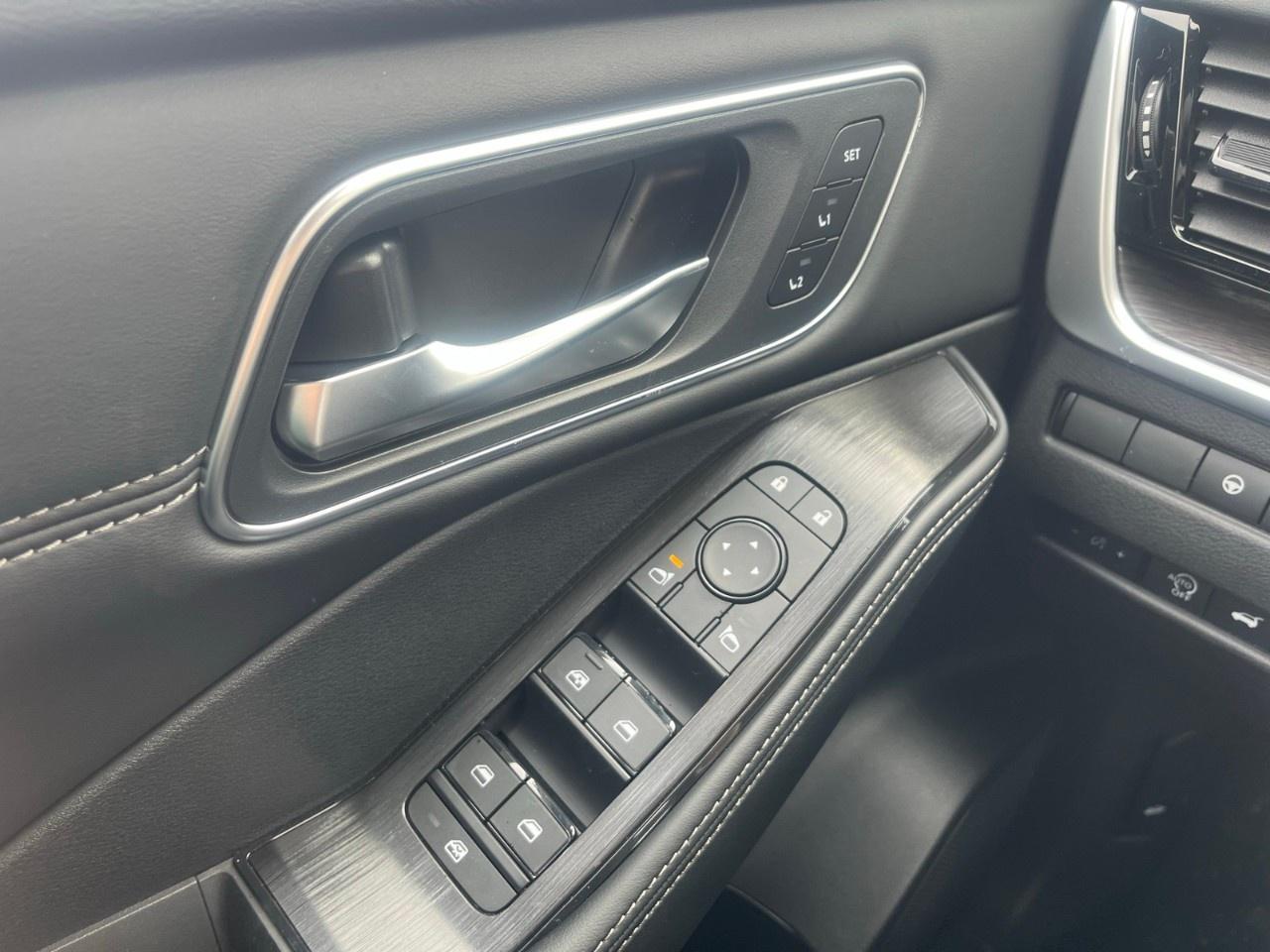 2026 Nissan Rogue AWD Platinum Photo