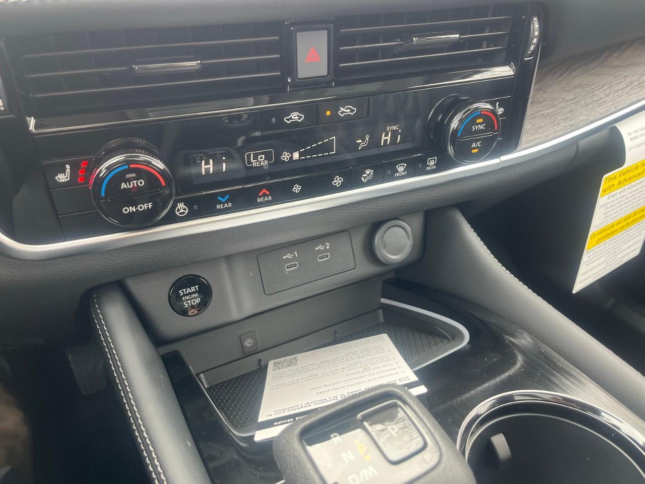 2026 Nissan Rogue AWD Platinum Photo