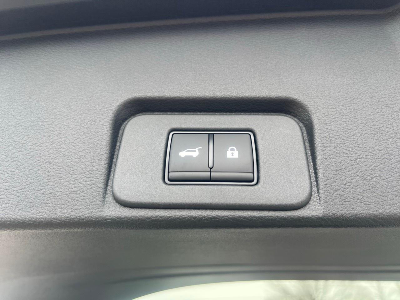 2026 Nissan Rogue AWD Platinum Photo