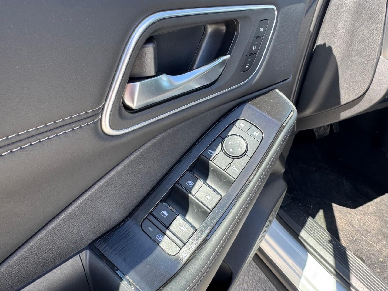 2026 Nissan Rogue AWD Platinum Photo