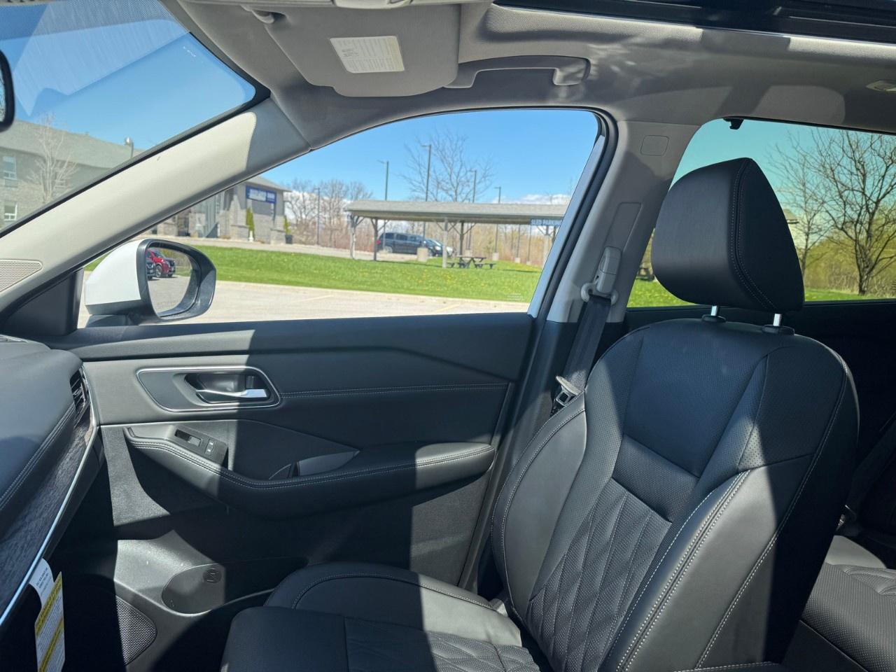 2026 Nissan Rogue AWD Platinum Photo