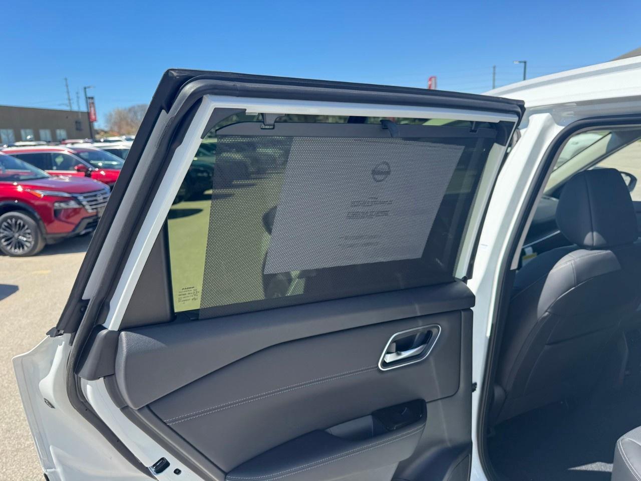 2026 Nissan Rogue AWD Platinum Photo