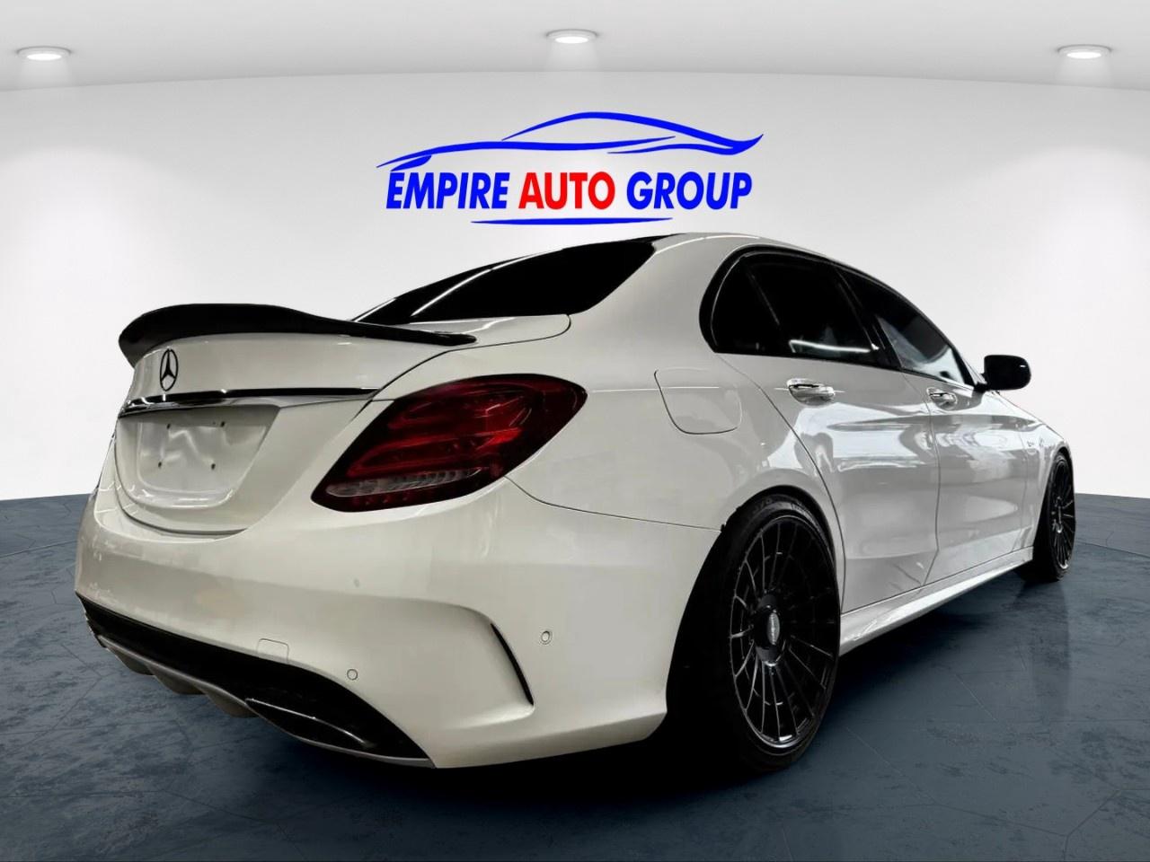 2017 Mercedes-Benz C-Class AMG C43 Photo4