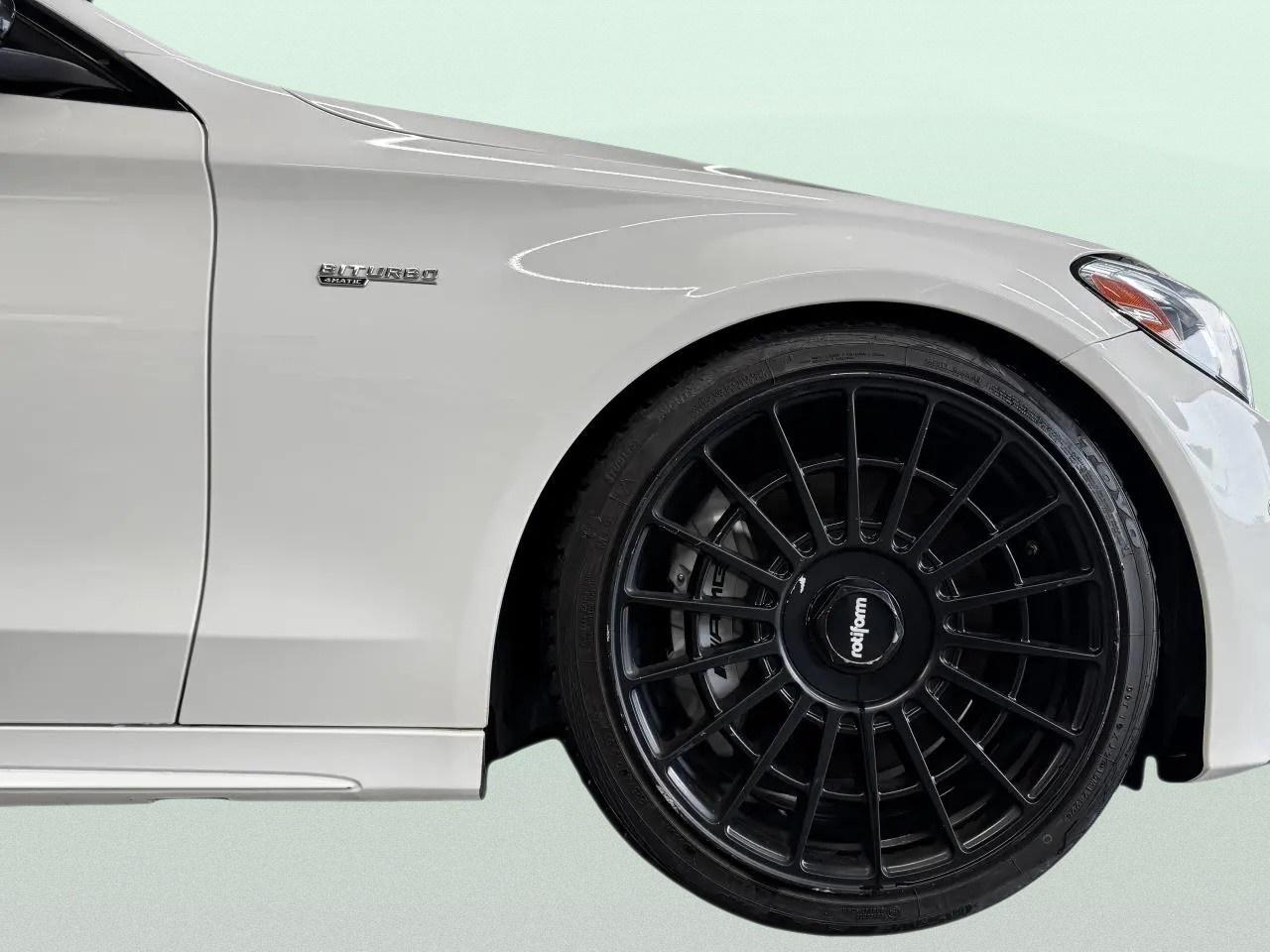 2017 Mercedes-Benz C-Class AMG C43 Photo