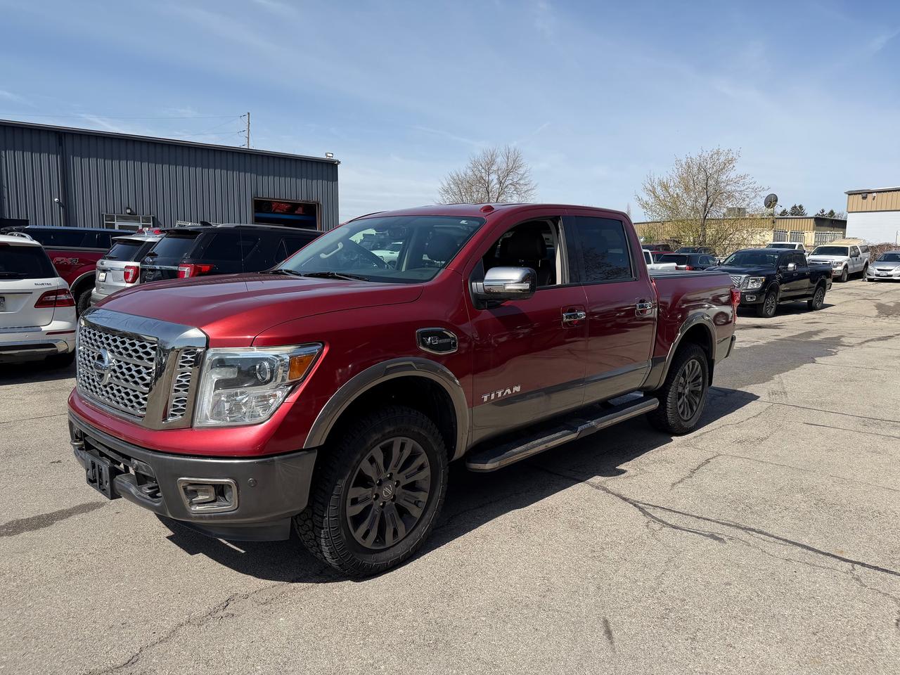 2017 Nissan Titan Platinum Reserve 5.6L V8 Photo