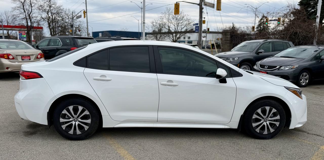 2022 Toyota Corolla Hybrid Photo
