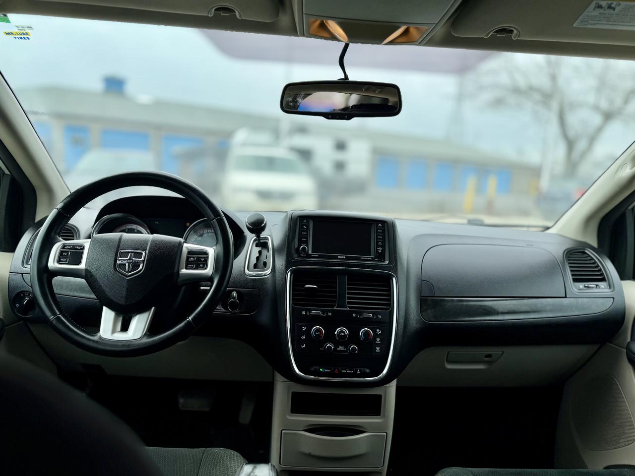 2012 Dodge Grand Caravan SXT Photo