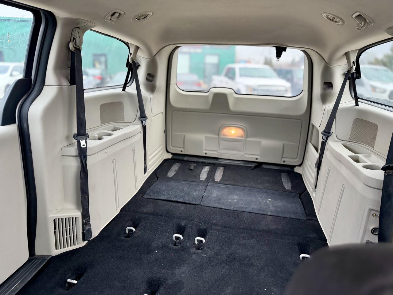 2012 Dodge Grand Caravan SXT Photo