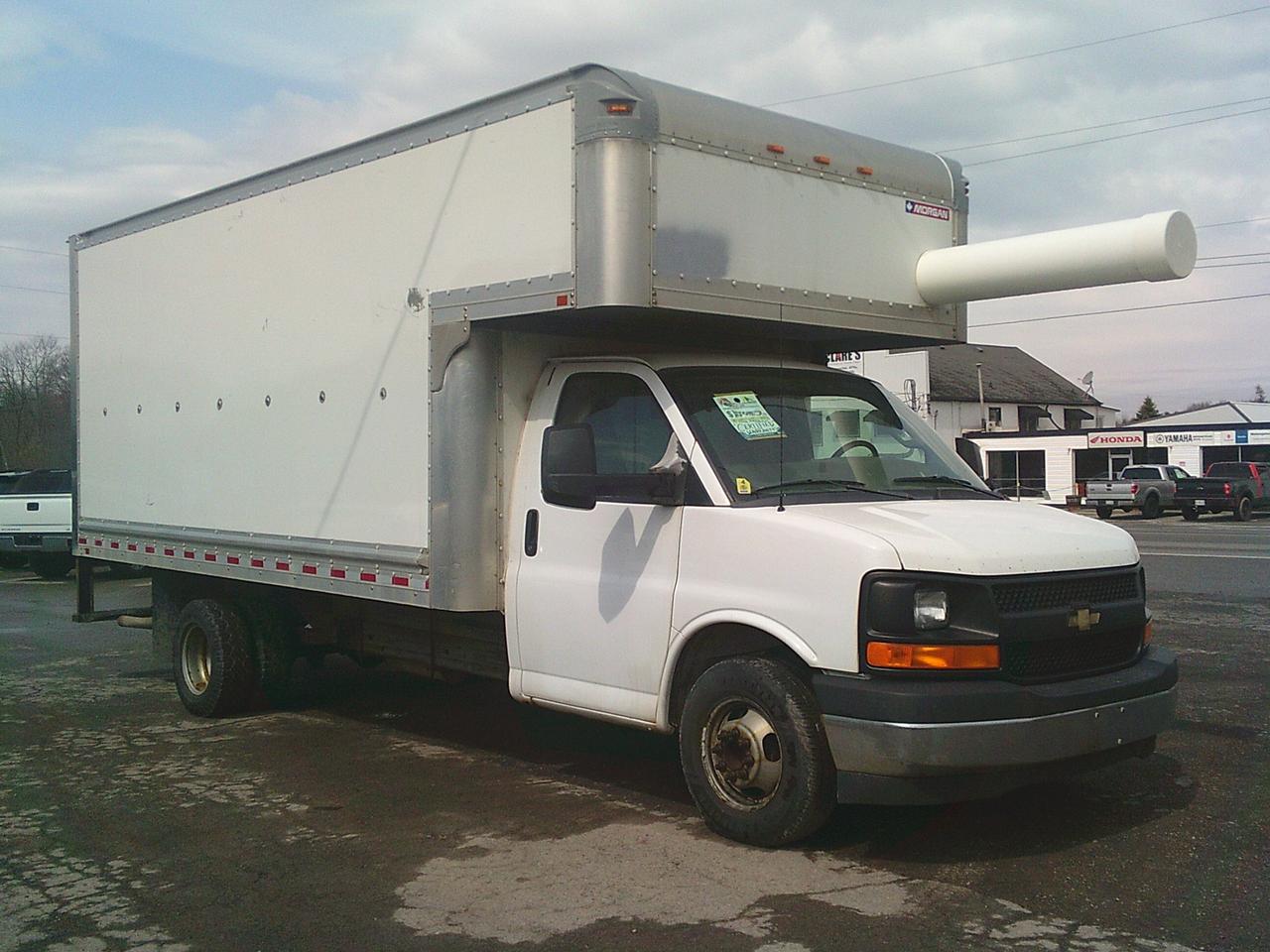 2017 Chevrolet Express 3500 16 Foot Commercial Cutaway VAN 177" Photo